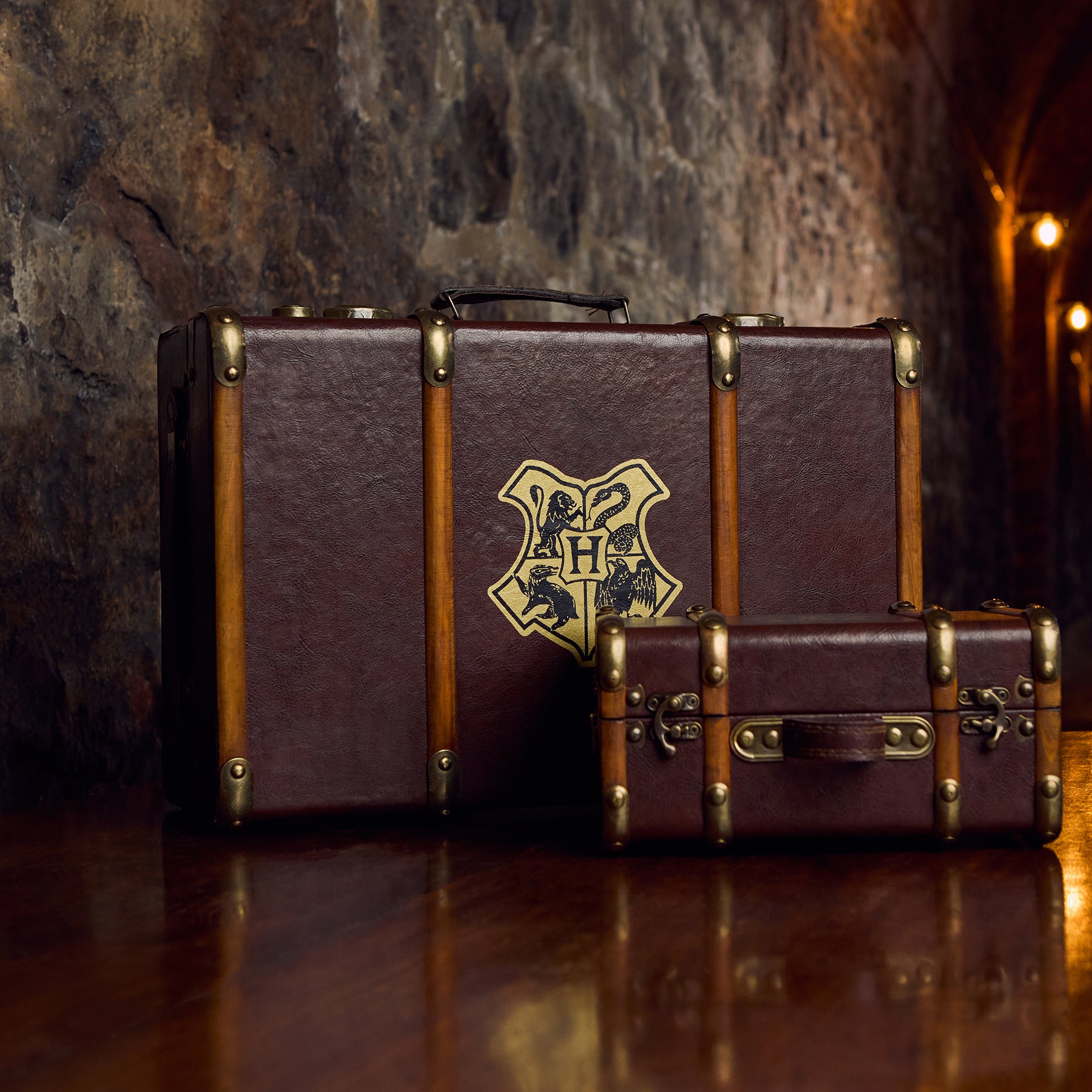 Hogwarts Trunk | Hogwarts Suitcase | Harry Potter Shop UK