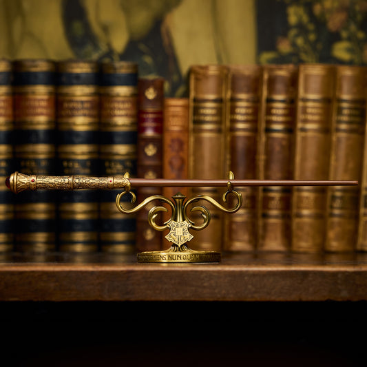 Hogwarts School Motto Wand Stand
