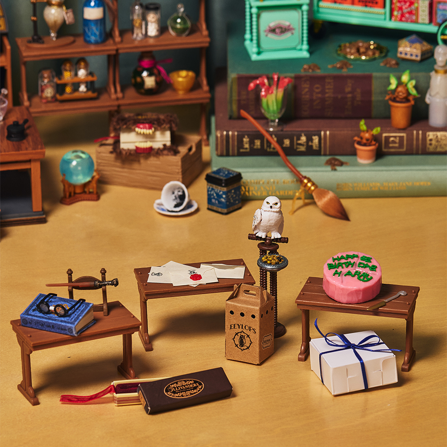 Miniverse Make It Mini Harry Potter's Birthday Cake