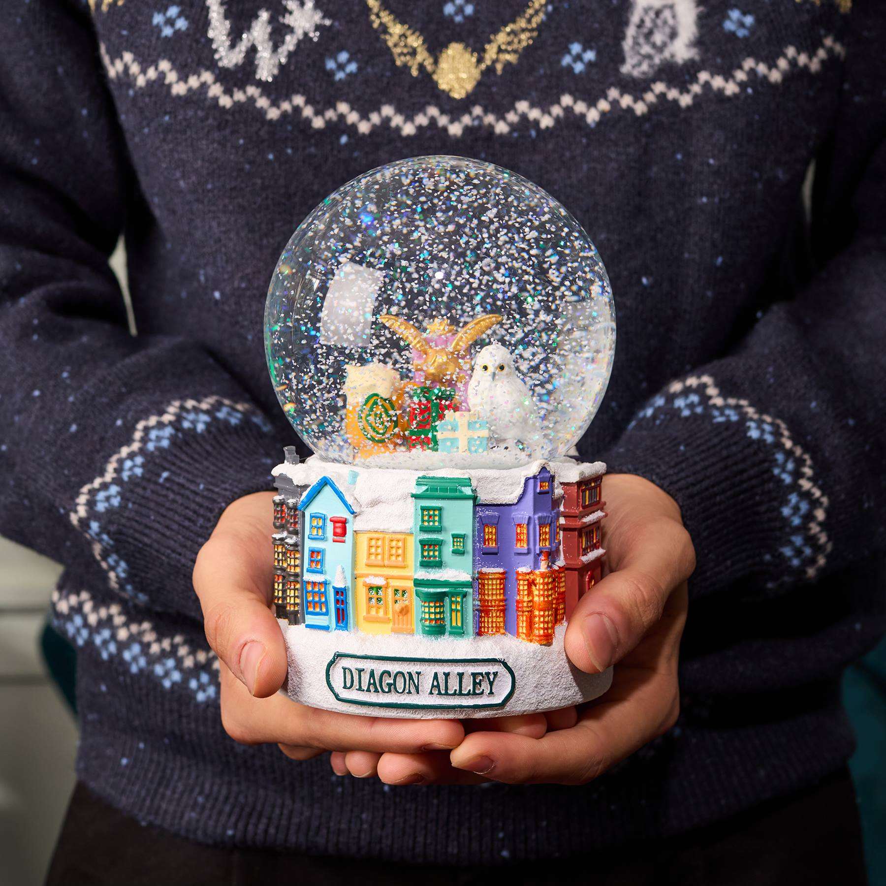 Diagon Alley Christmas Snow Globe