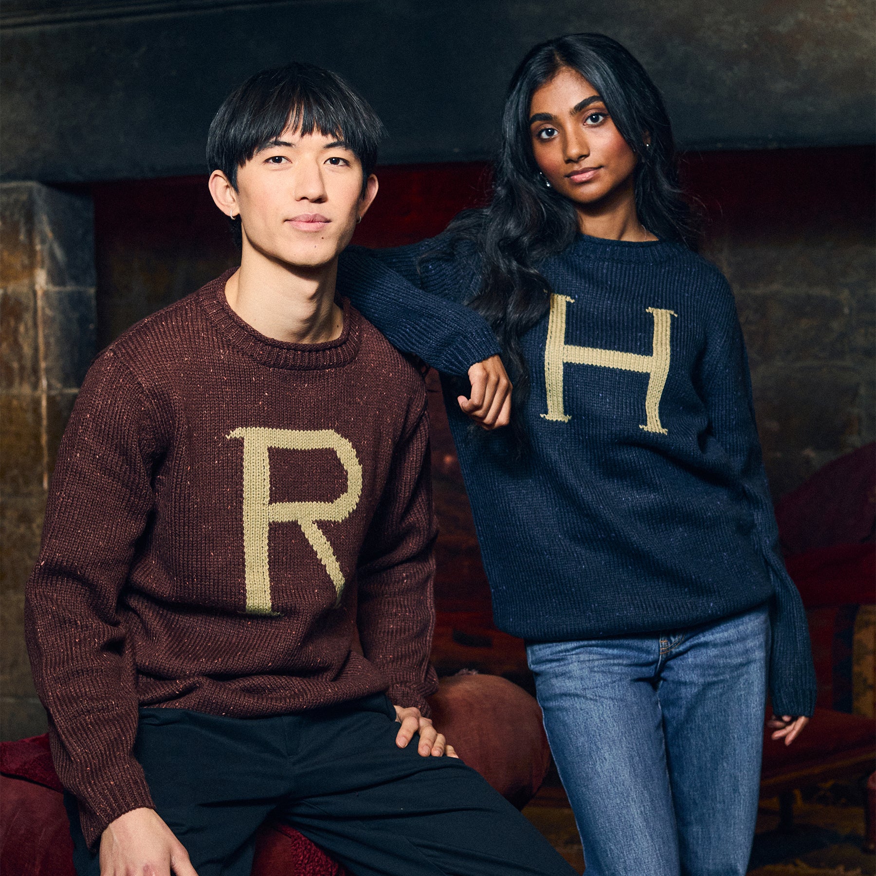 Ron Weasley 'R' Replica Jumper | Harry Potter Shop UK