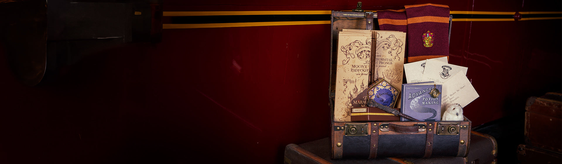 Magic Trunk Official Harry Potter Shop UK | Warner Bros Merchandise