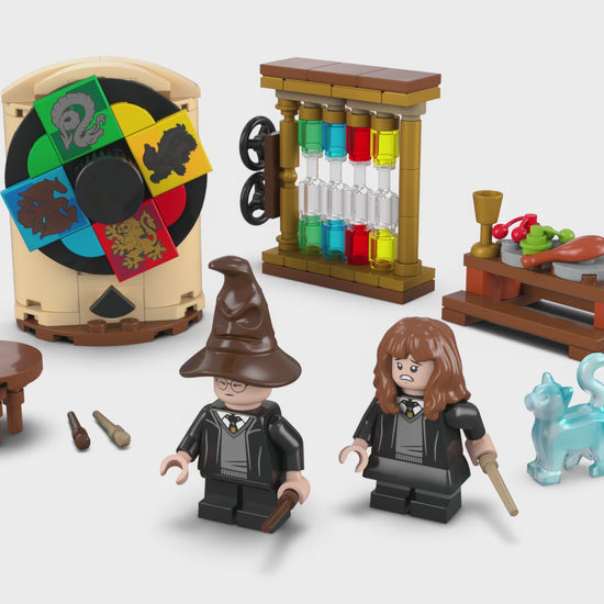 Hogwarts Castle - Sorting Hat Ceremony LEGO