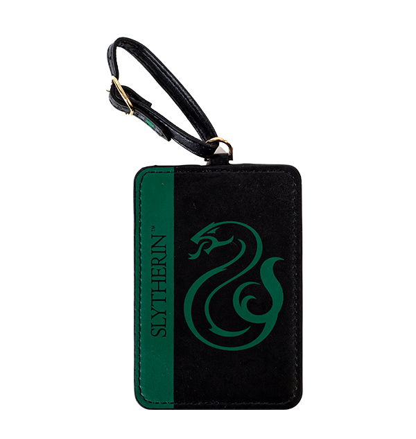 Slytherin luggage 2025